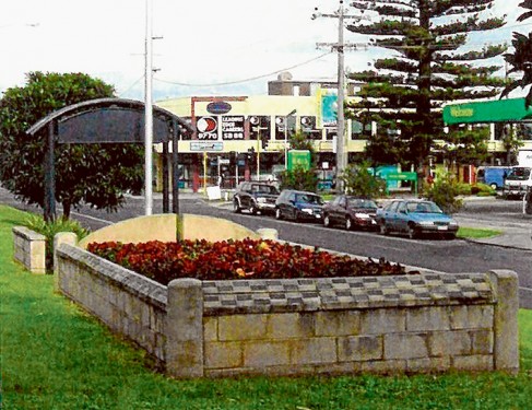 The Avenue of Honour in Frankston as it is today.