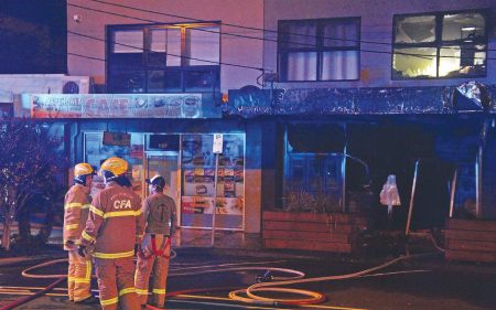 FIREFIGHTERS on Station Street in Aspendale. Picture: Chelsea SES